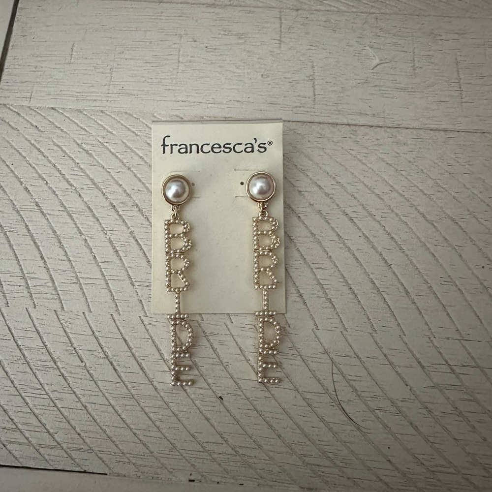 NWT Bride earrings